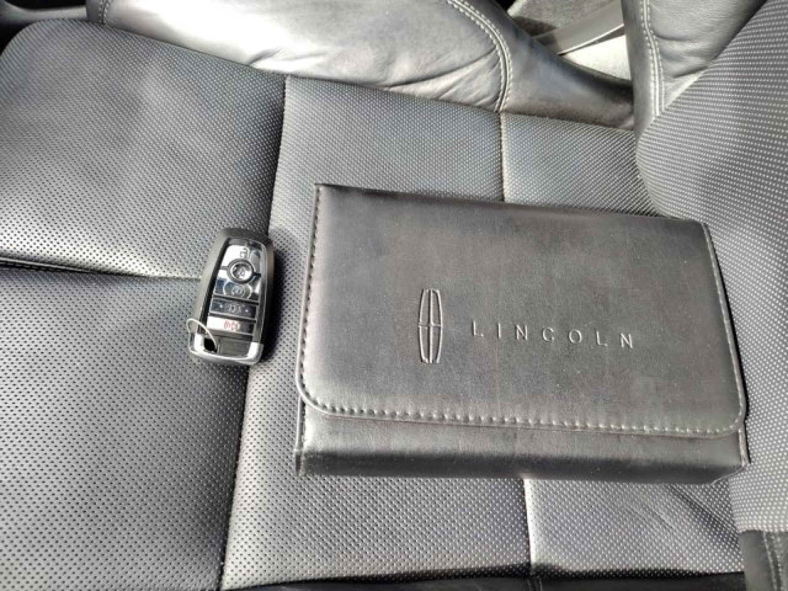 2022 Lincoln Corsair Reserve AWD | Elements, tech, lux, $56k msrp