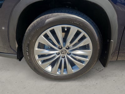 2023 Toyota Highlander Hybrid Platinum AWD