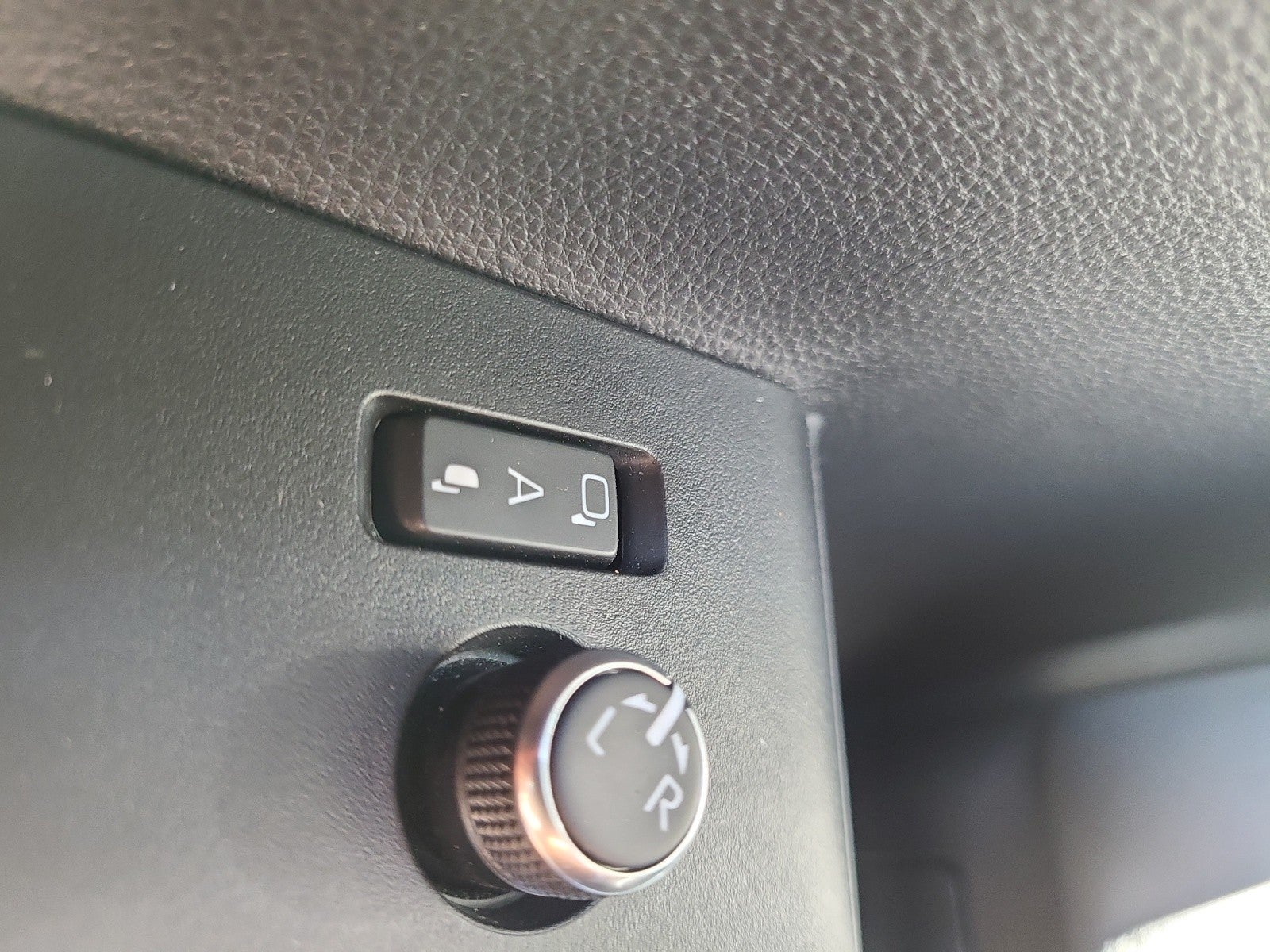 2023 Toyota Highlander Hybrid Platinum AWD