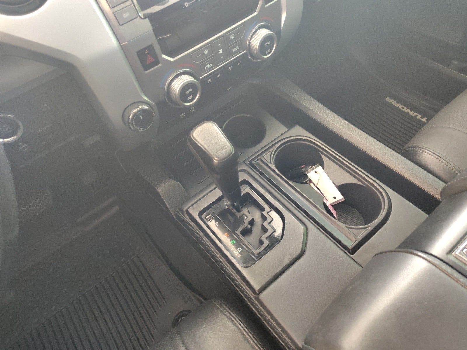 2020 Toyota Tundra 4WD Platinum CrewMax | Moonroof