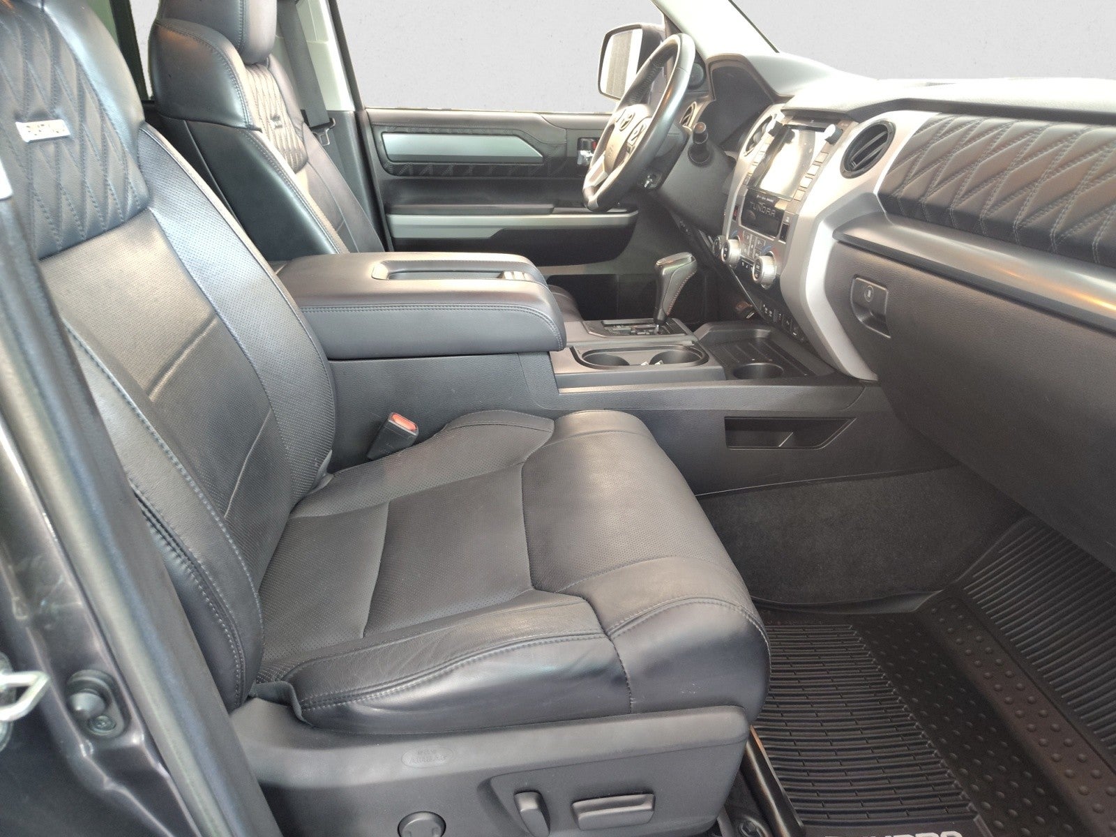 2020 Toyota Tundra 4WD Platinum CrewMax | Moonroof