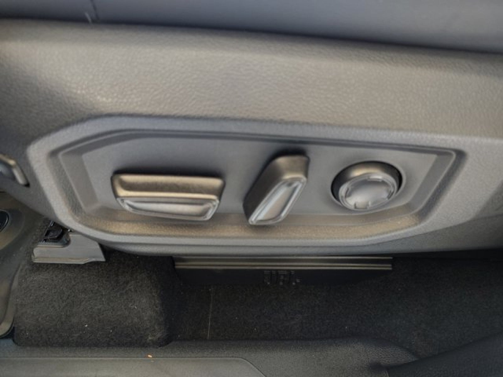 2023 Toyota Tundra 4WD Platinum CrewMax