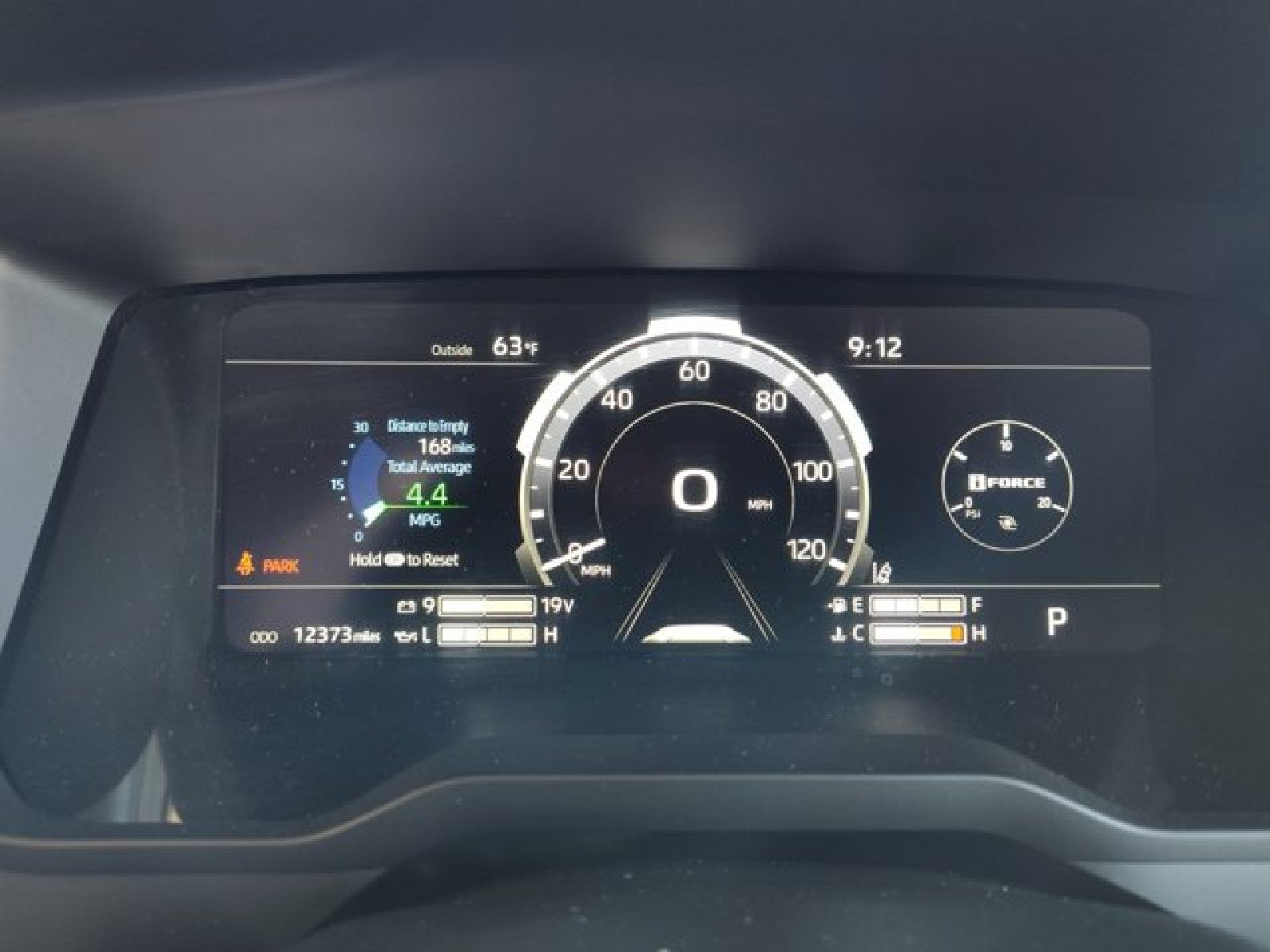 2023 Toyota Tundra 4WD Platinum CrewMax