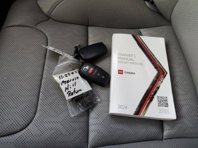 2024 Toyota Tundra 4WD Limited | Nightshade, pano, premium