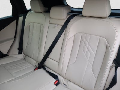 2025 BMW X3 30 xDrive, Drive assist, pearl paint