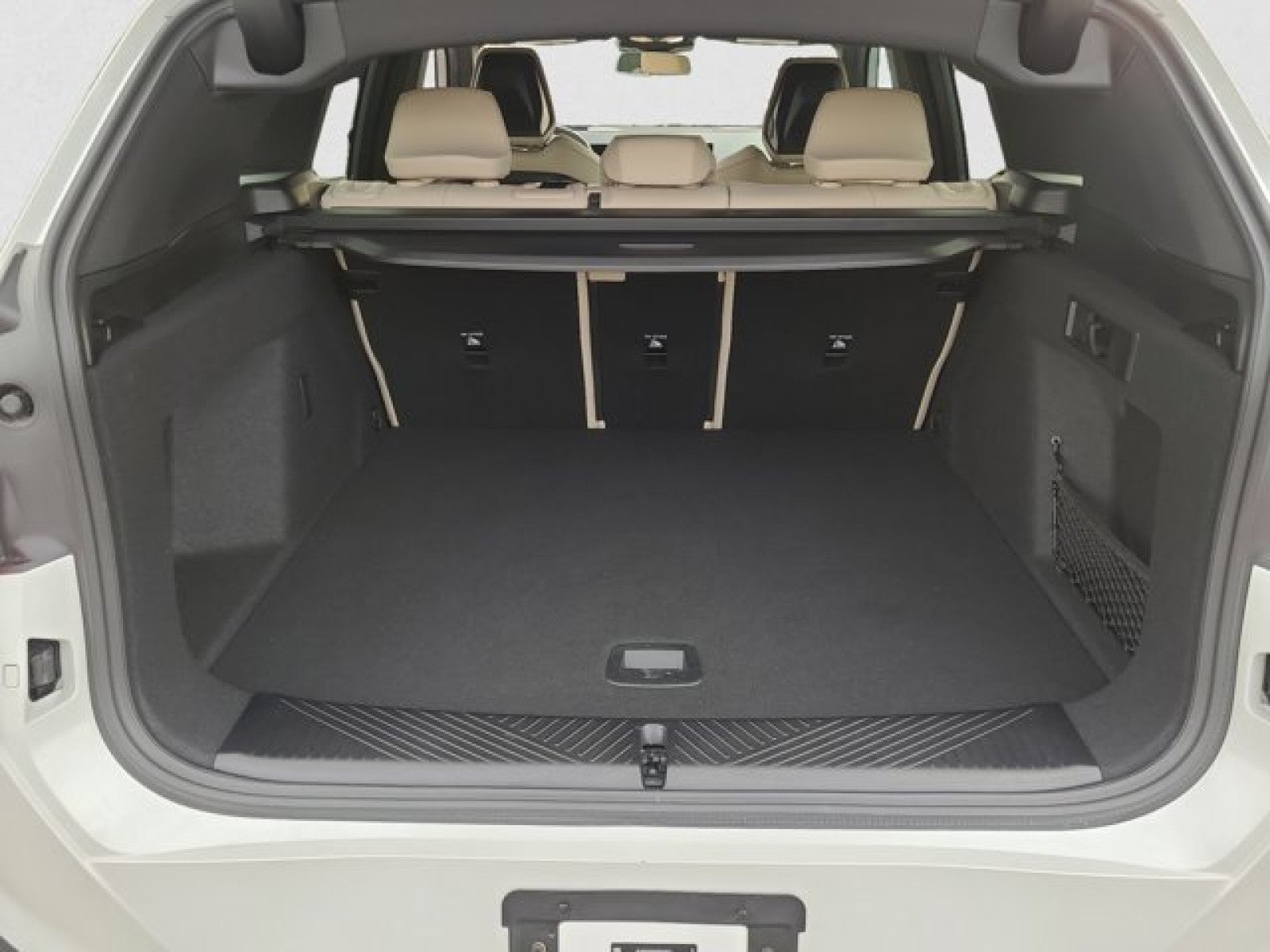 2025 BMW X3 30 xDrive, Drive assist, pearl paint