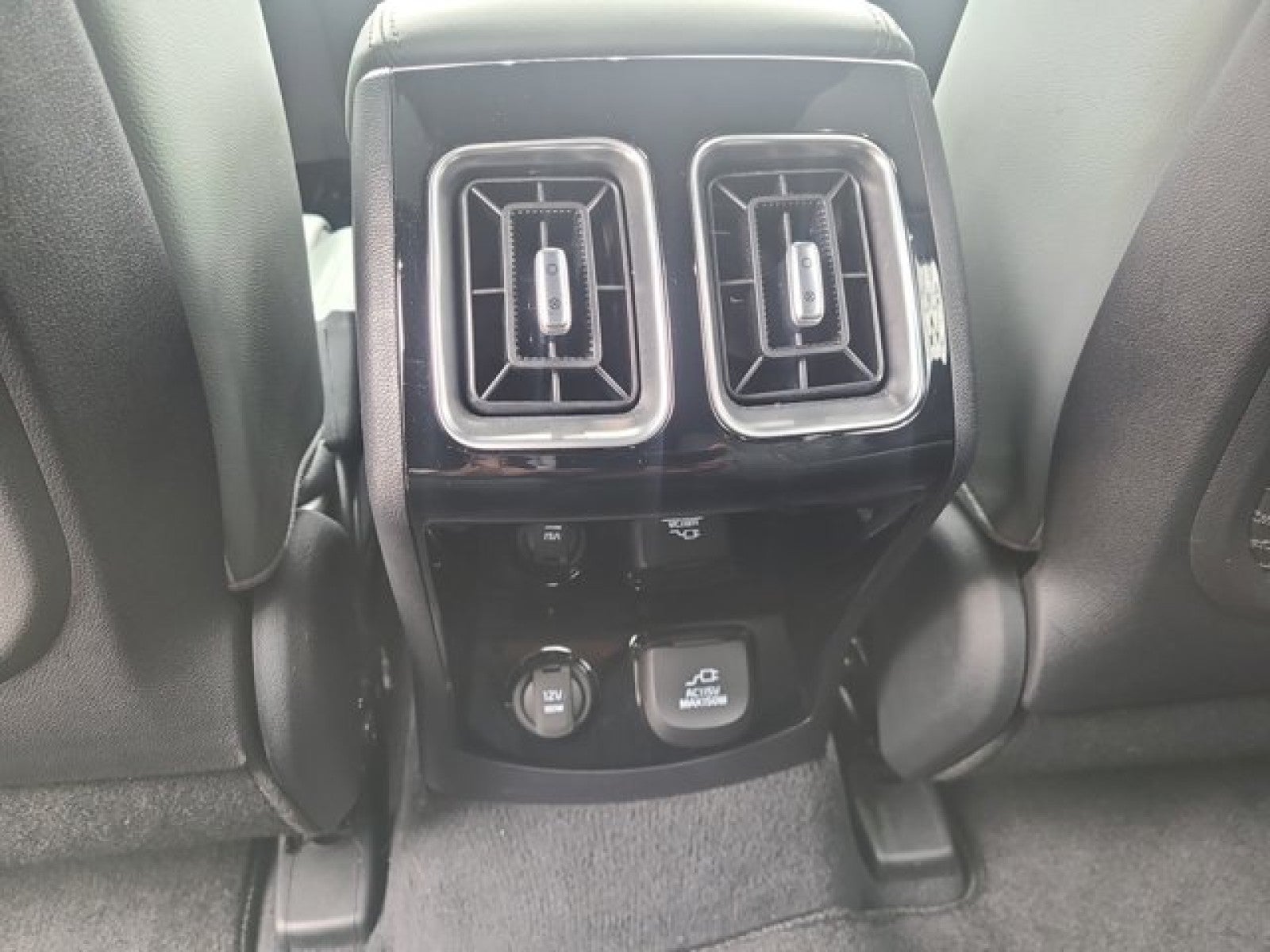 2024 Kia Sorento X-Line SX Prestige AWD, 3rd row, bucket seats