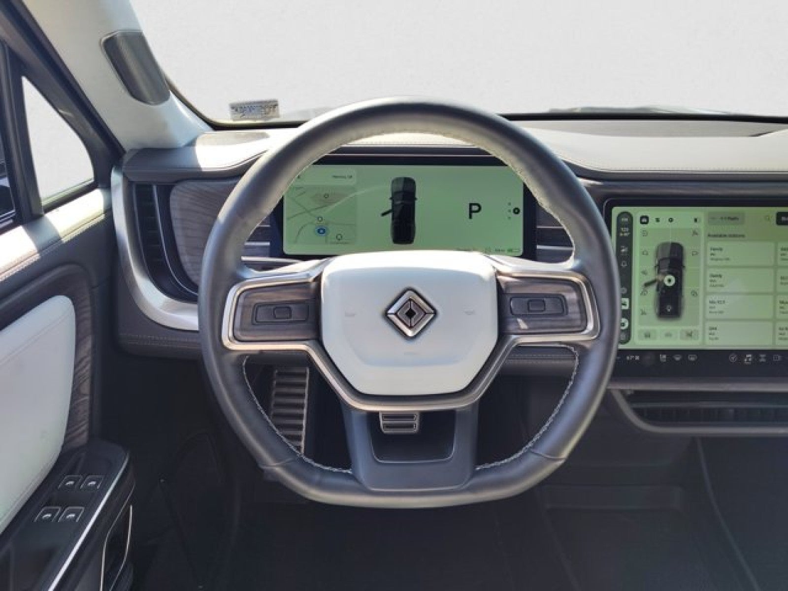 2023 Rivian R1T Adventure Quad-Motor Large Pack