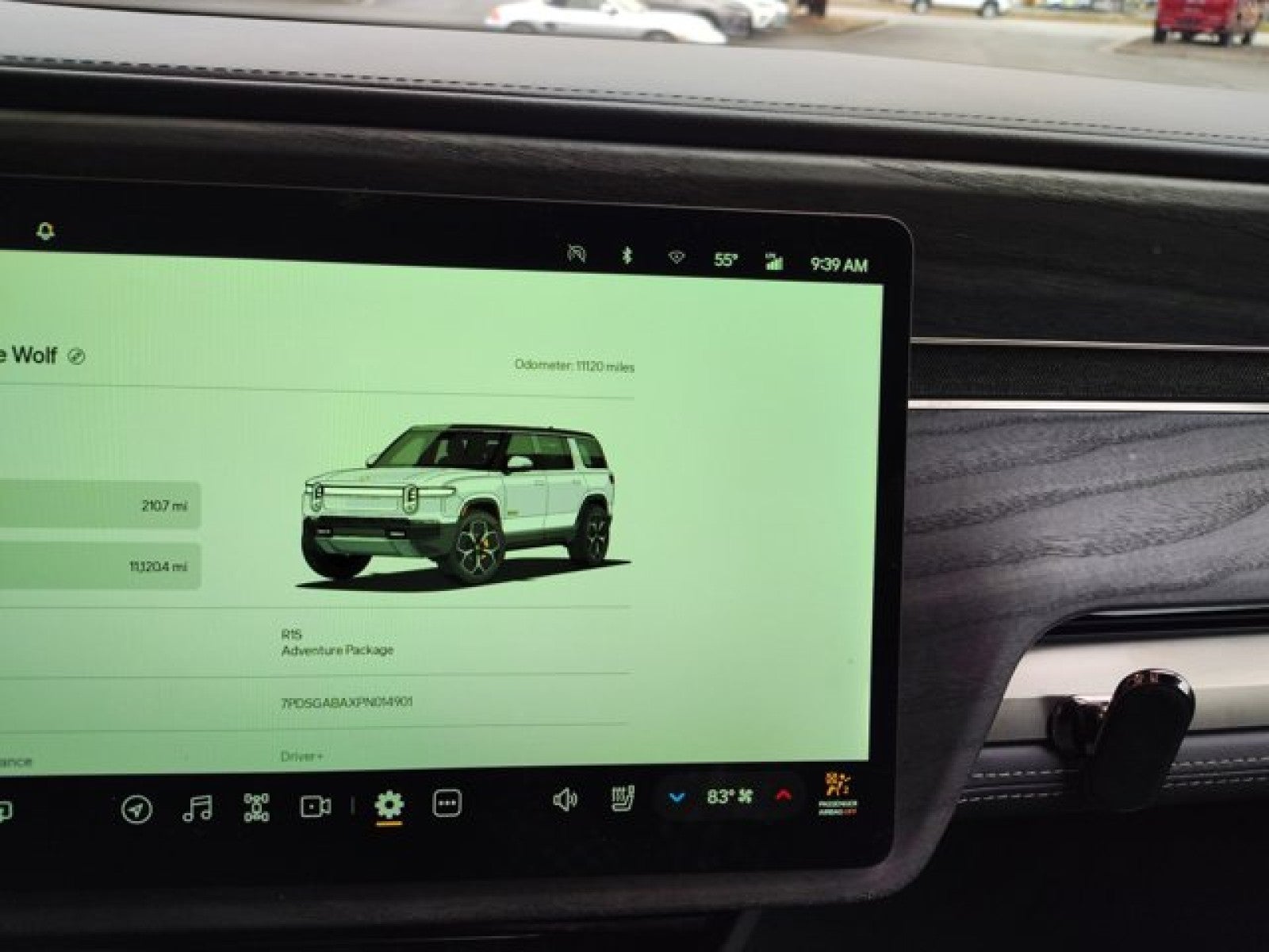 2023 Rivian R1S Adventure Quad-Motor Large Pack