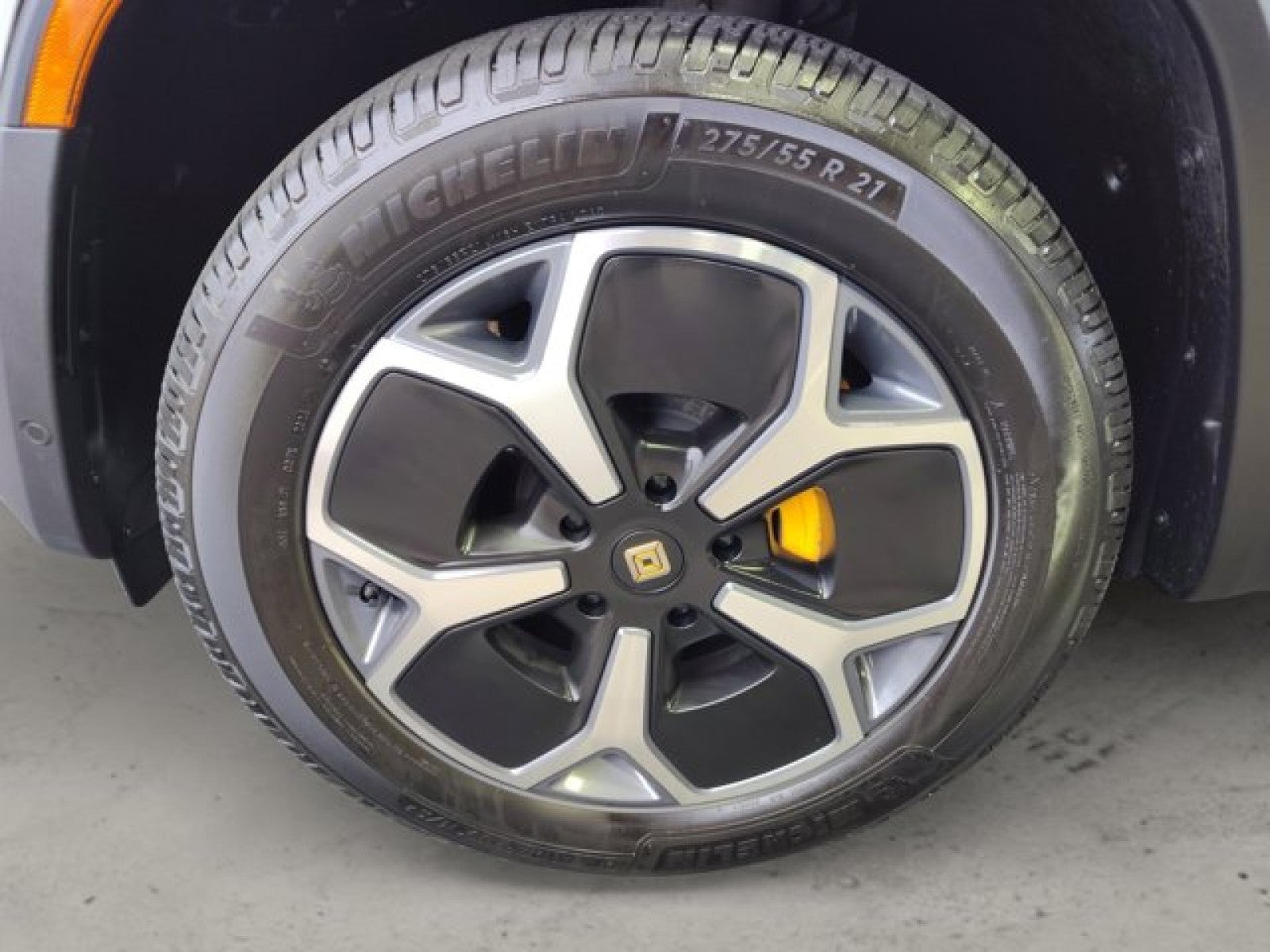 2023 Rivian R1S Adventure Quad-Motor Large Pack