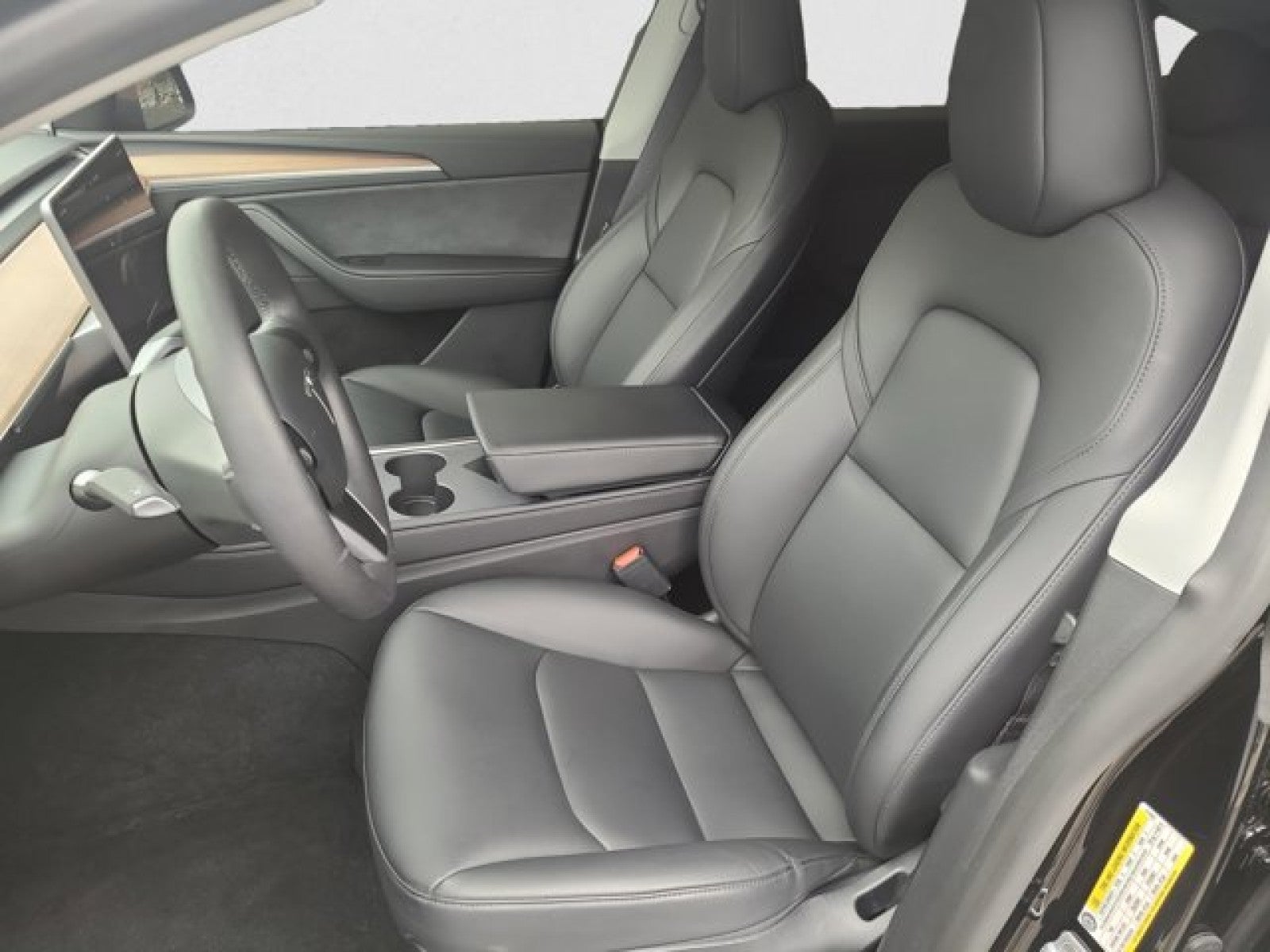 2025 Tesla Model Y Performance AWD