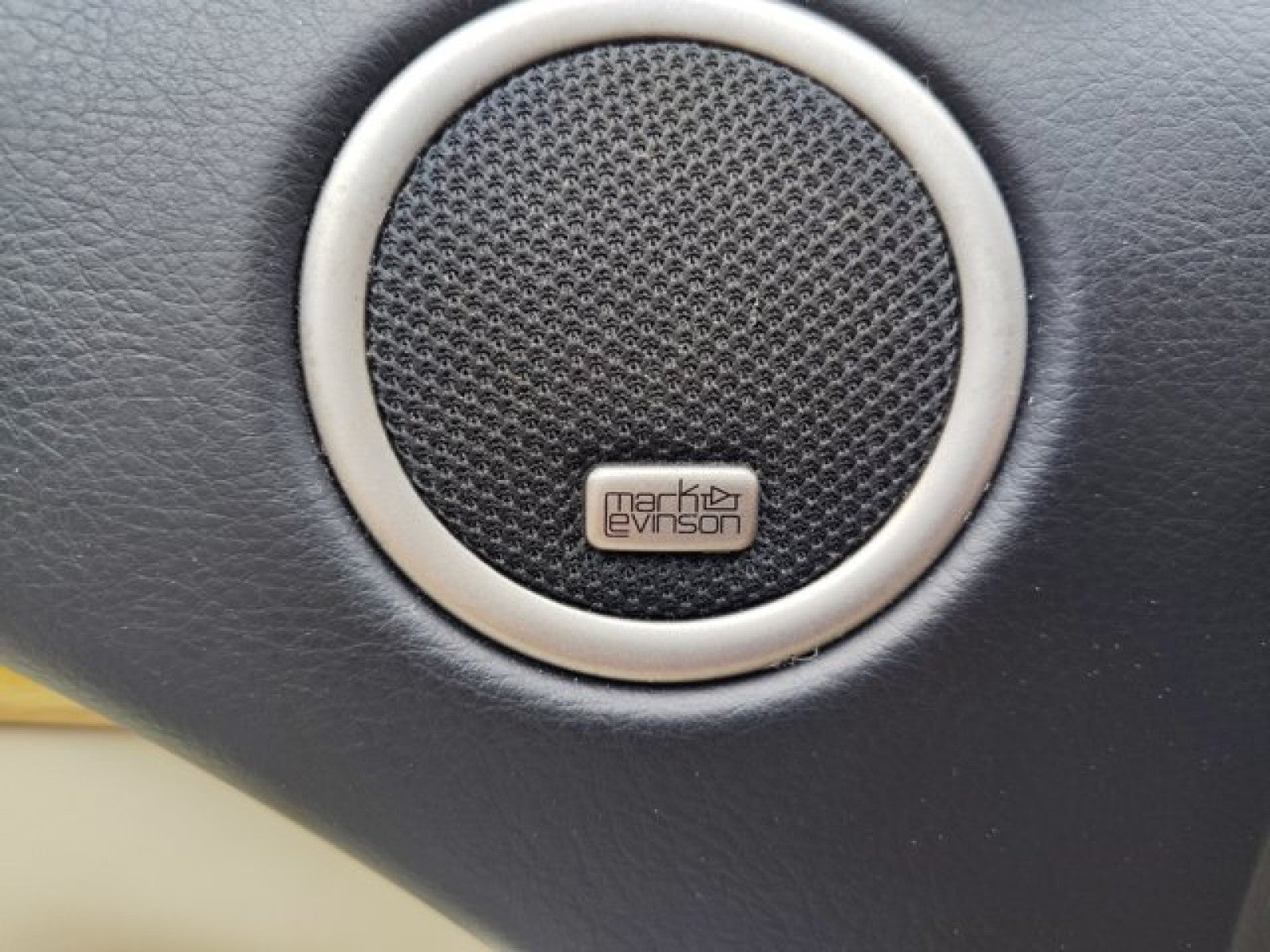 2002 Lexus SC 430 2dr Convertible