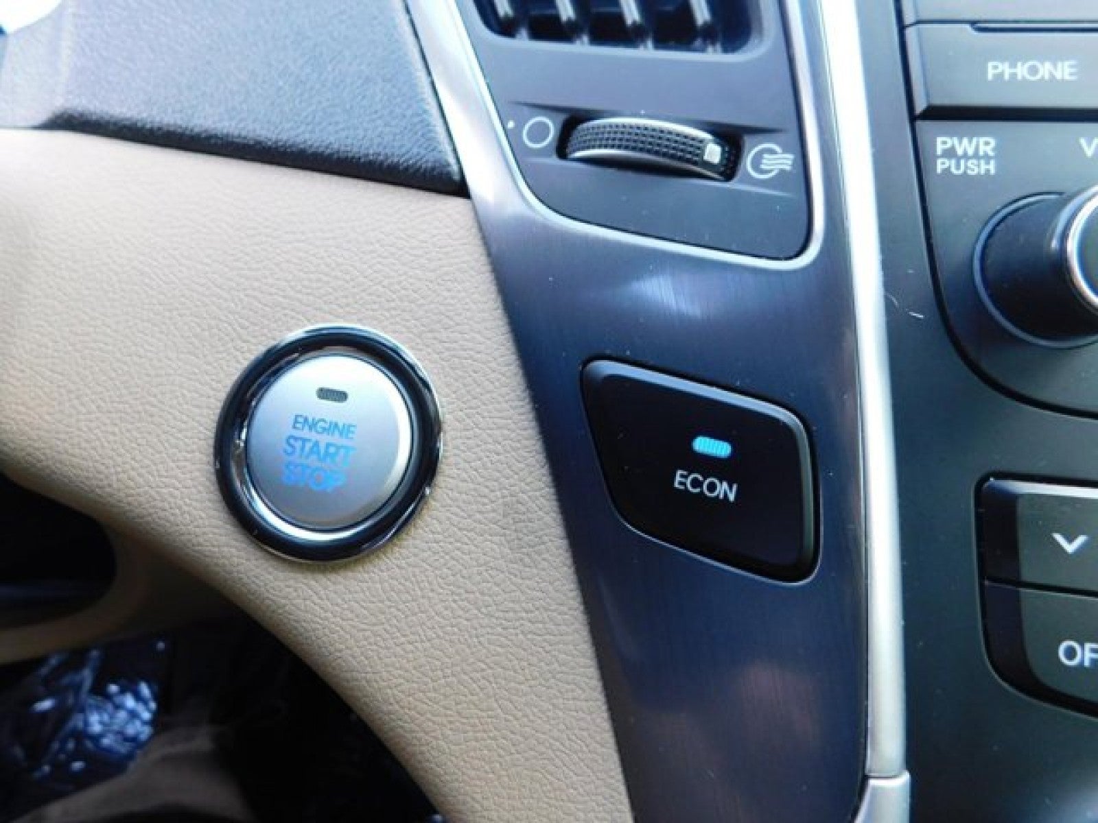 2015 Hyundai Sonata Hybrid 4dr Sdn