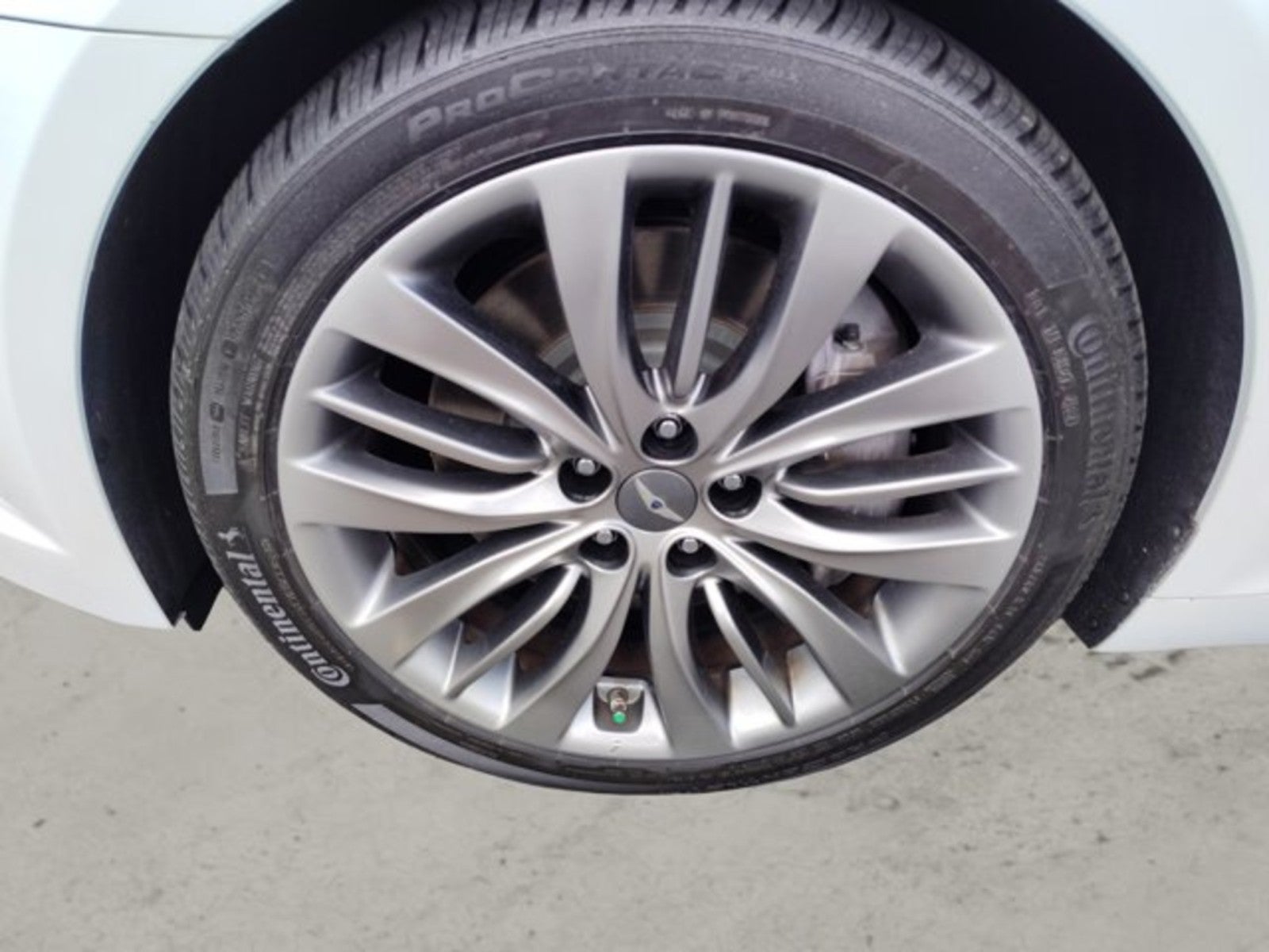 2015 Hyundai Genesis 5.0L