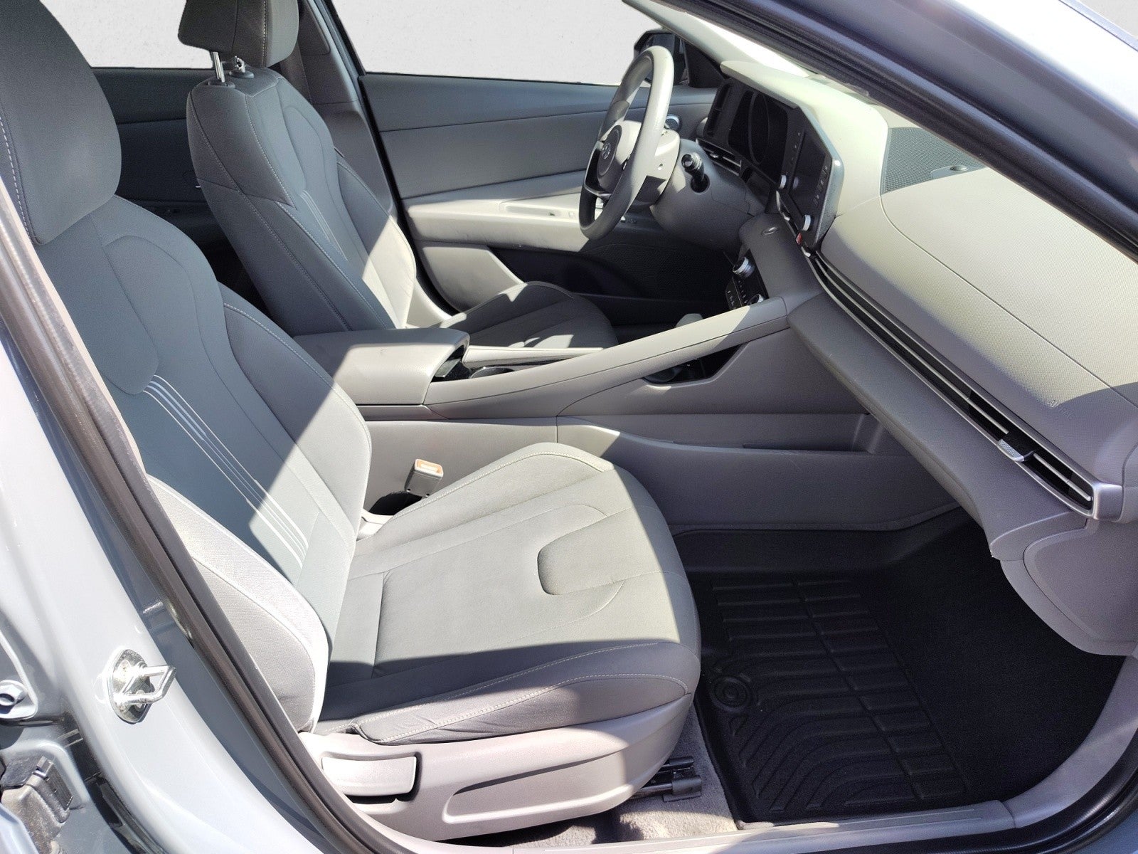 2022 Hyundai Elantra Hybrid Blue