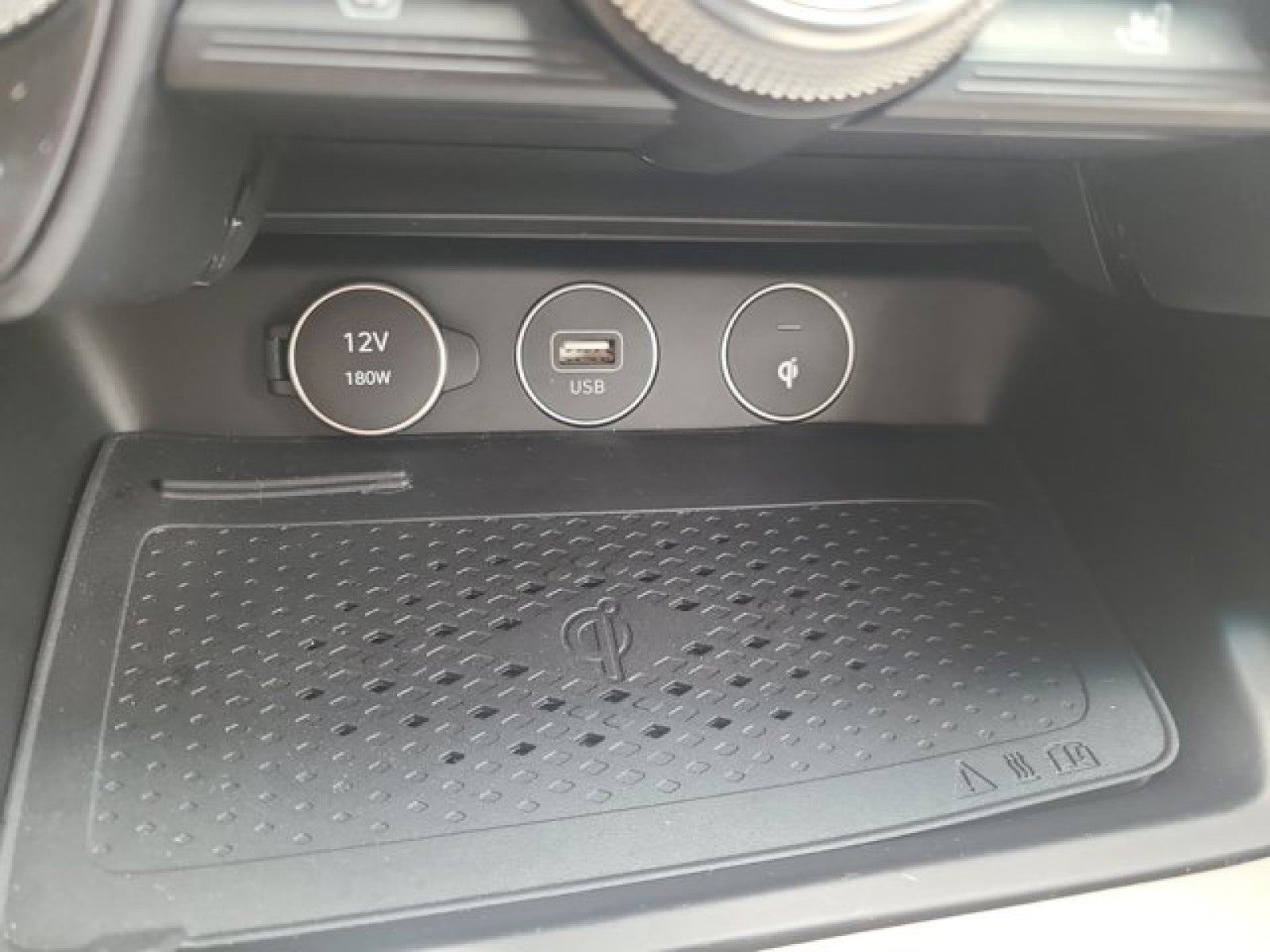 2023 Genesis G70 2.0T AWD | Sport Prestige