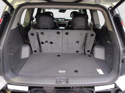 2024 Kia EV9 Land AWD | VIP Seating, Towing Package