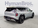2024 Kia EV9 Land AWD | VIP Seating, Towing Package