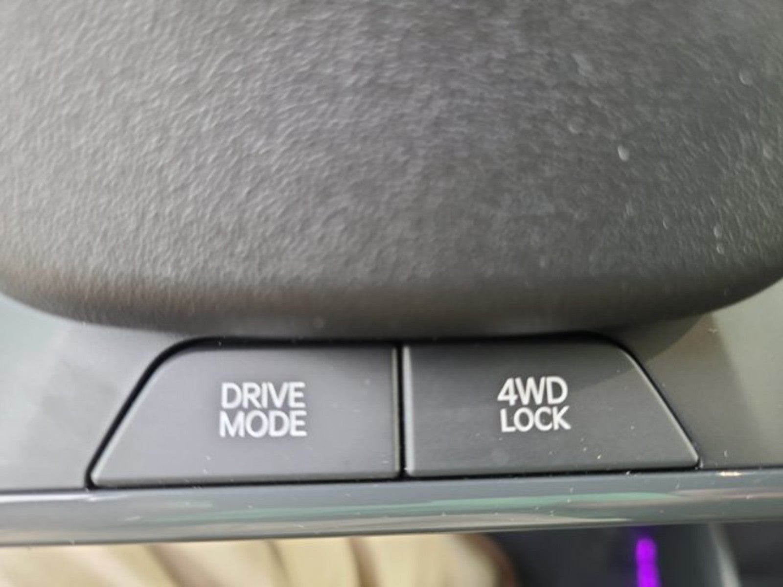 2024 Kia EV9 Land AWD | VIP Relaxation Package