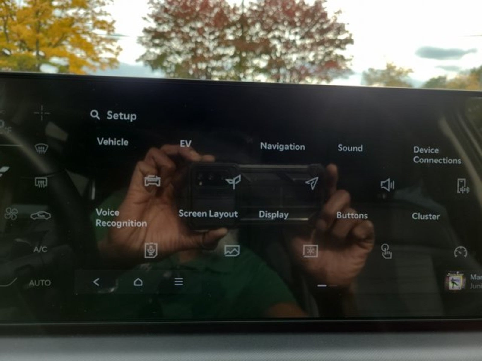 2024 Kia EV9 Land AWD | VIP Relaxation Package