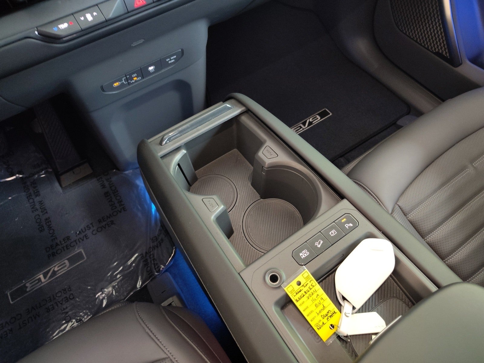 2024 Kia EV9 Land | VIP Package, Towing Package