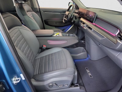 2024 Kia EV9 Land | VIP Package, Towing Package