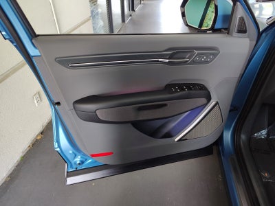 2024 Kia EV9 Land | VIP Package, Towing Package