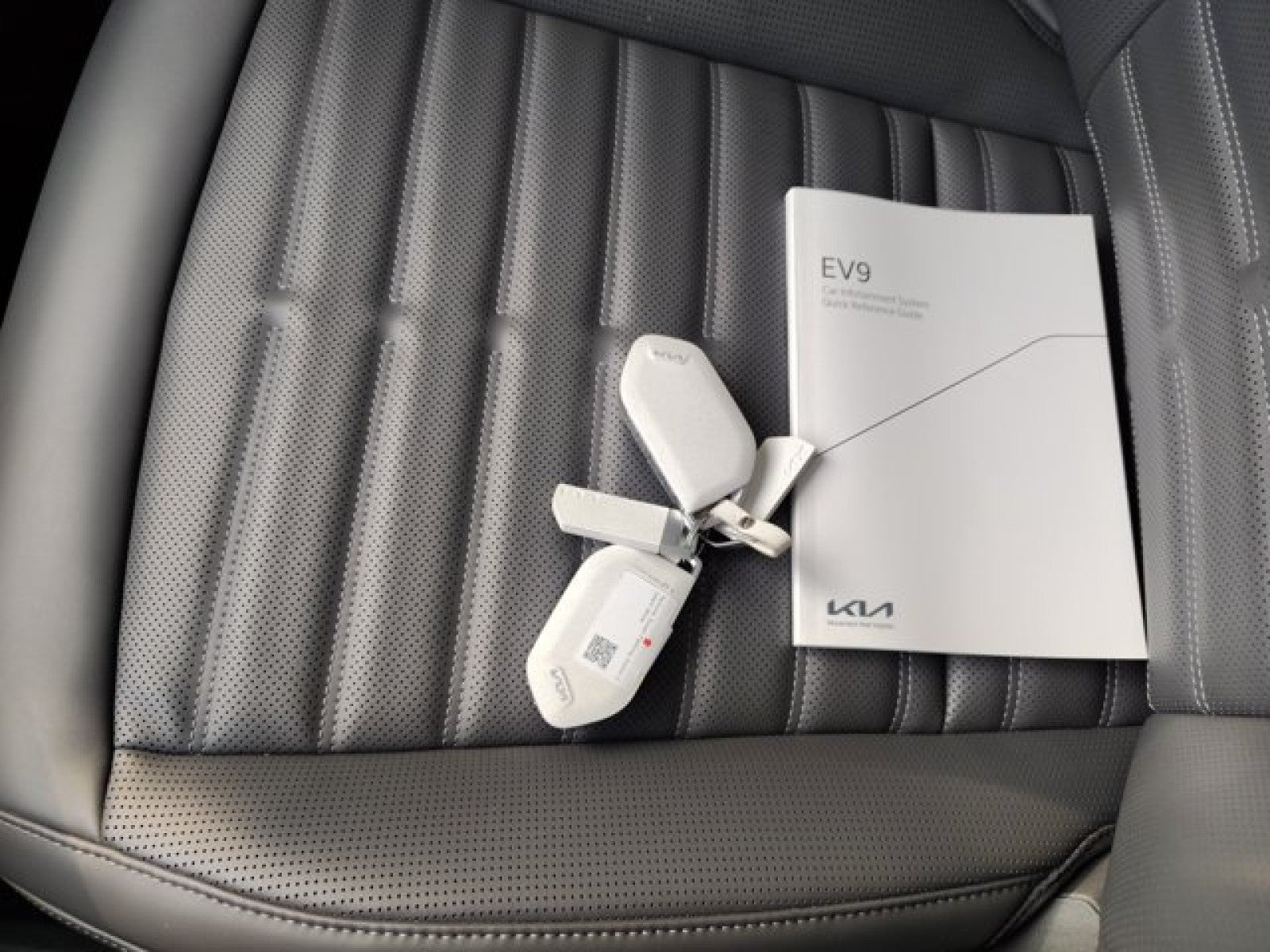 2024 Kia EV9 Land AWD | VIP Seating