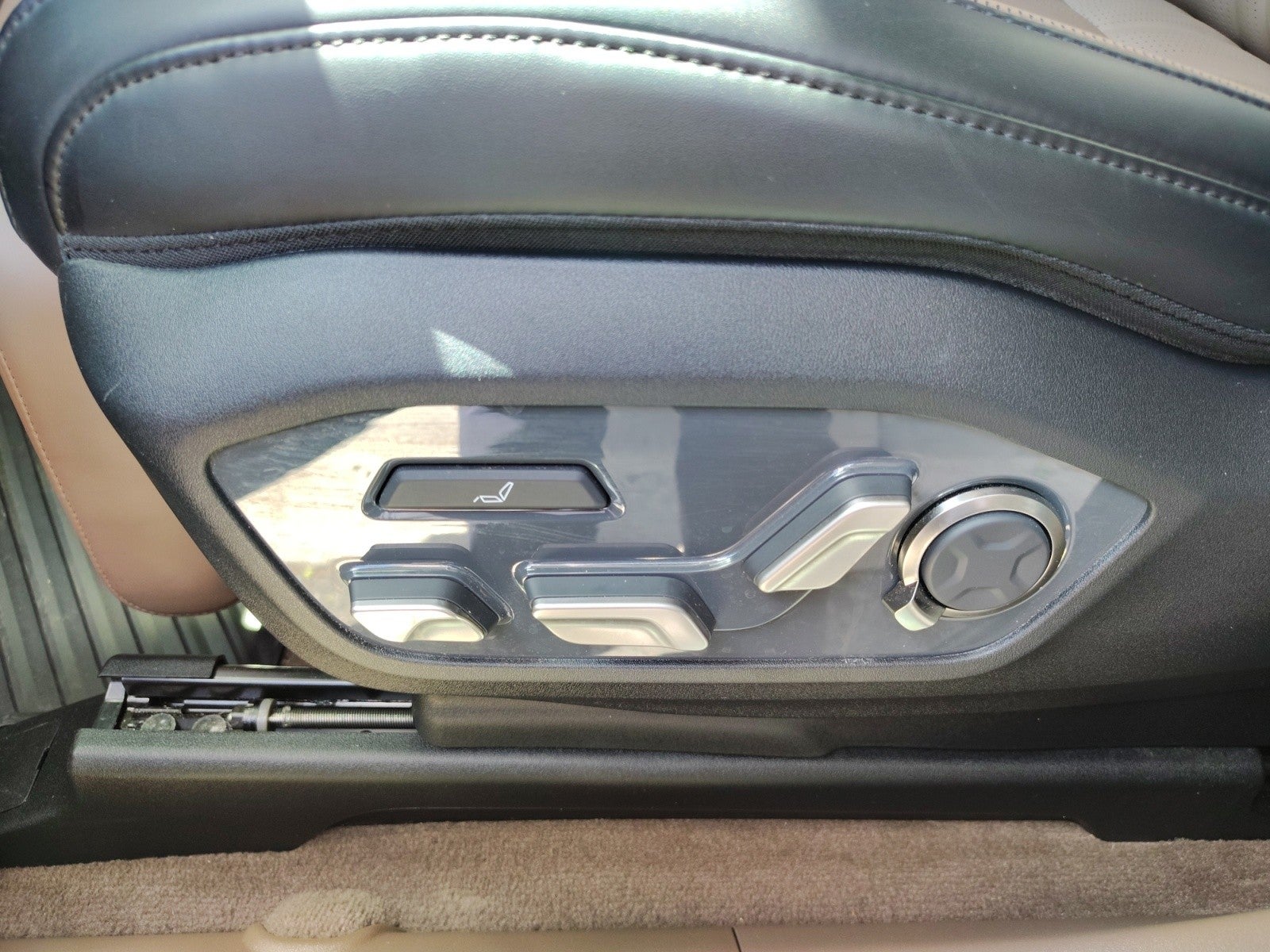 2024 Kia EV9 GT-Line AWD | VIP Seating