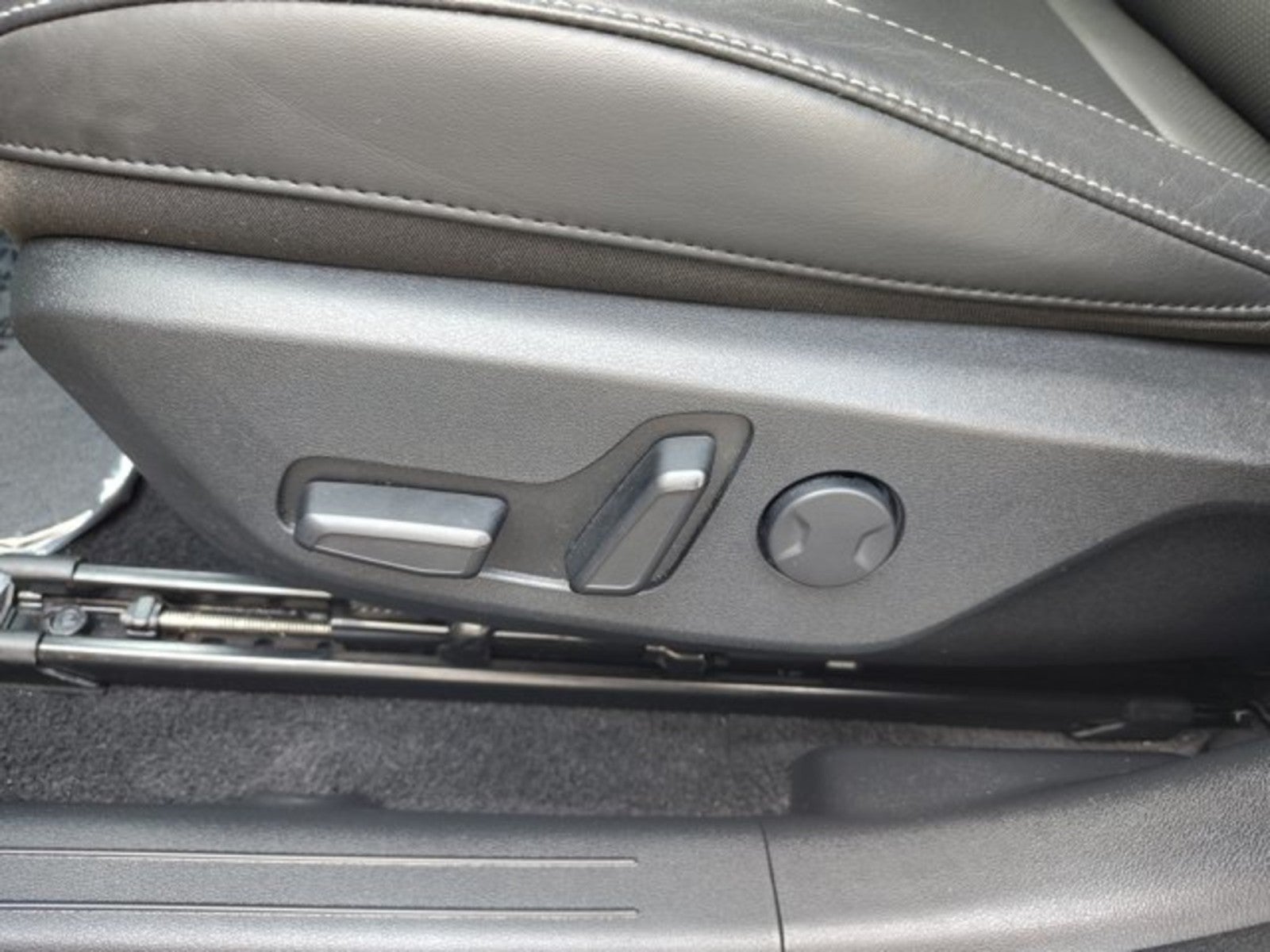 2023 Kia EV6 Wind