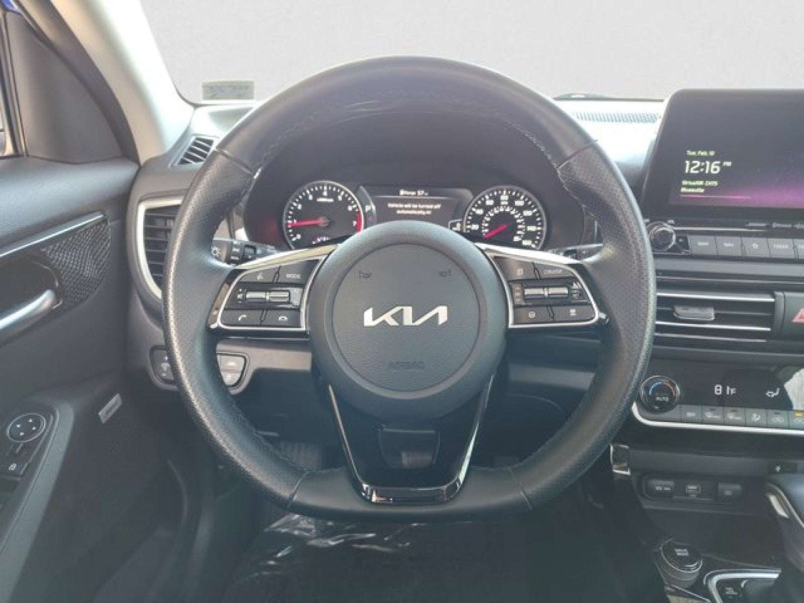 2023 Kia Seltos SX AWD | Sunroof