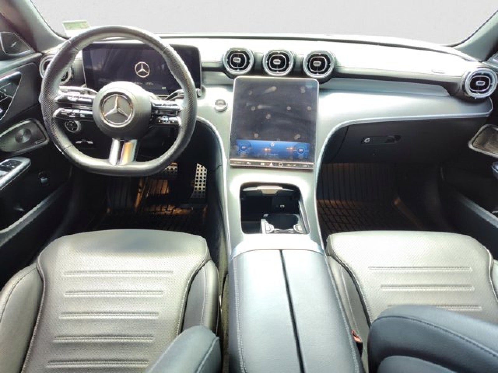 2024 Mercedes-Benz C-Class C 300 4MATIC® | Pano, AMG® night, distronic