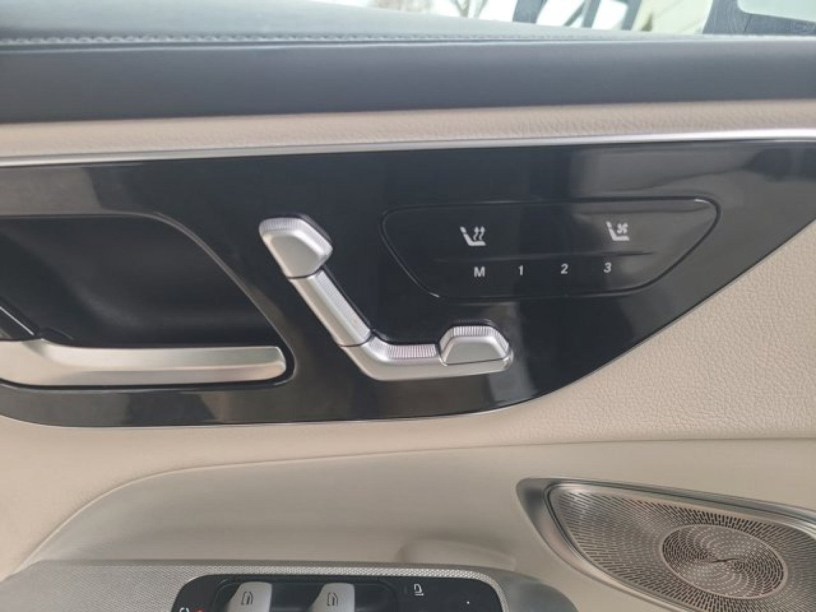 2023 Mercedes-Benz GLC GLC 300 4MATIC® | Exclusive, Pano, distronic