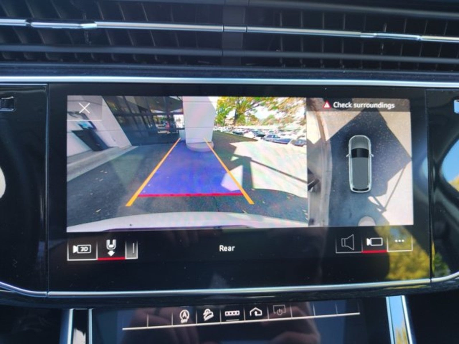 2023 Audi Q7 Premium quattro | Convenience Pacakge, Pearl white