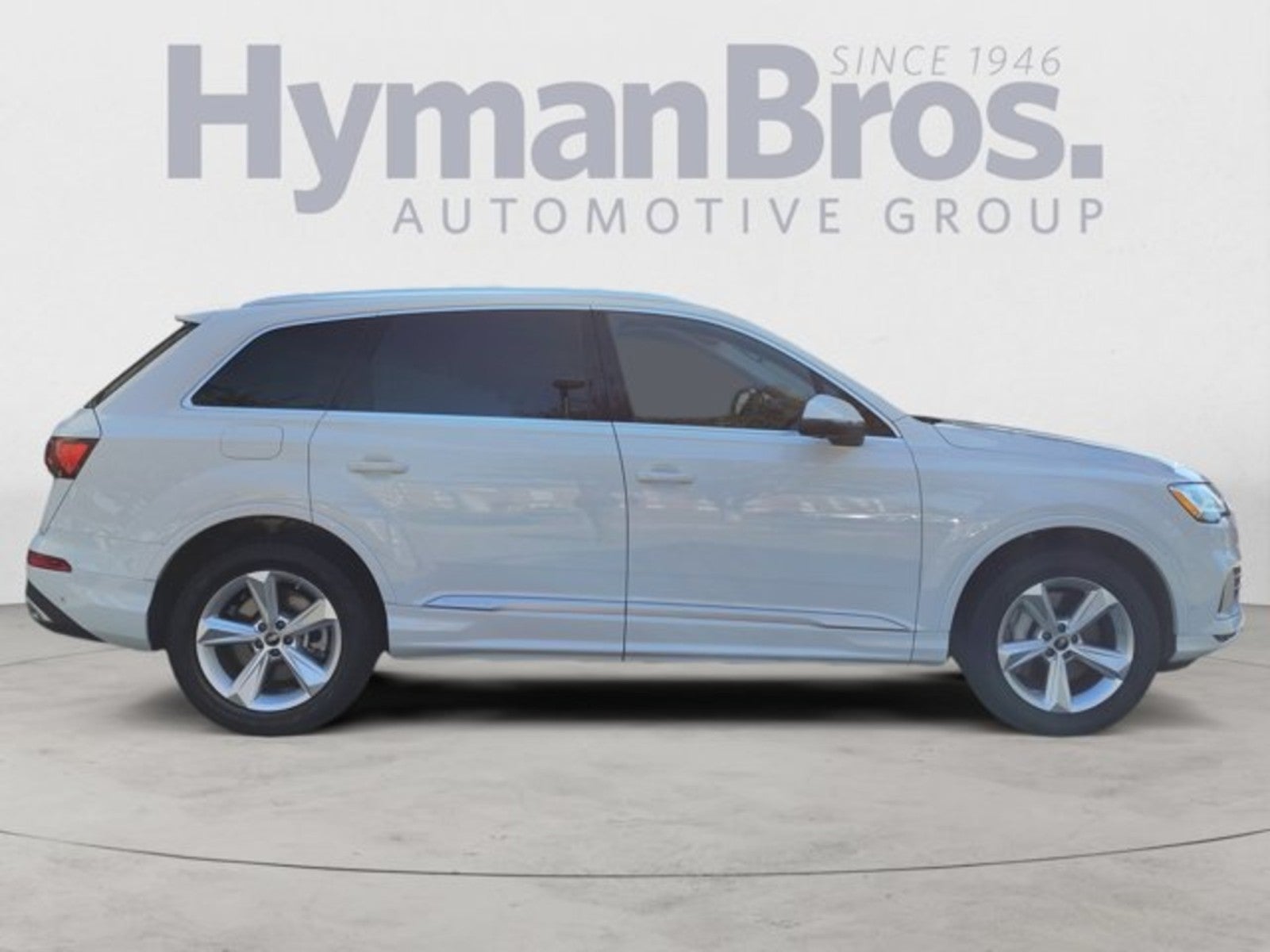 2023 Audi Q7 Premium quattro | Convenience Pacakge, Pearl white