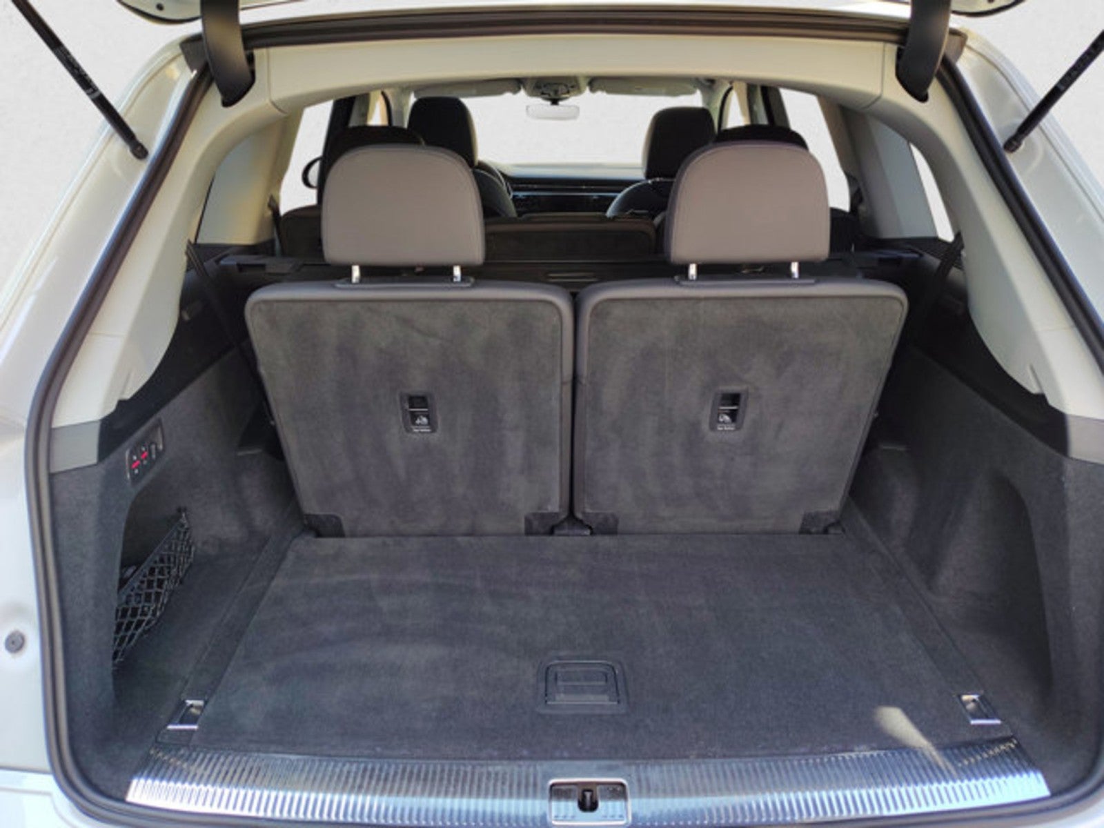 2023 Audi Q7 Premium quattro | Convenience Pacakge, Pearl white