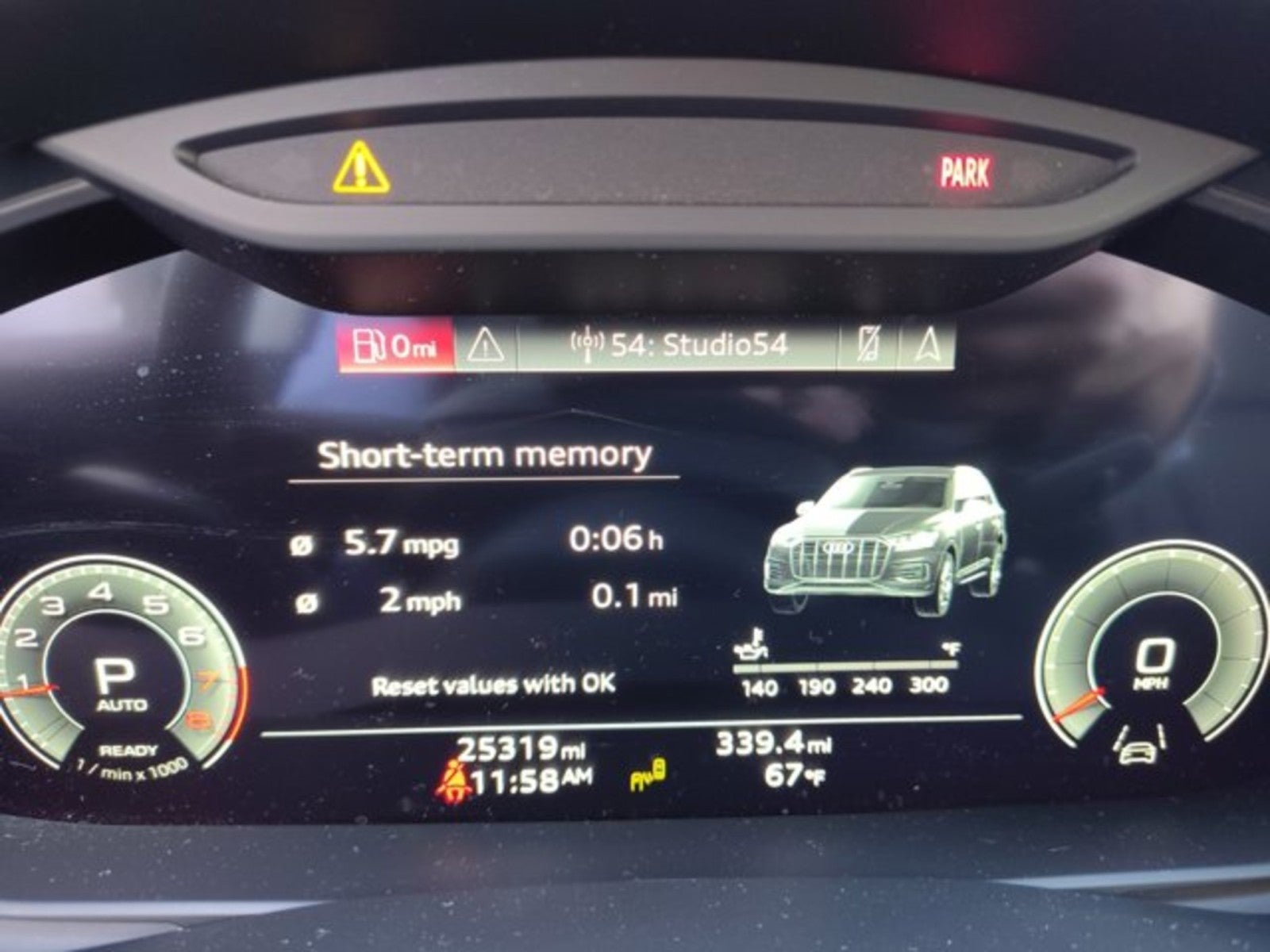 2023 Audi Q7 Premium quattro | Convenience Pacakge, Pearl white