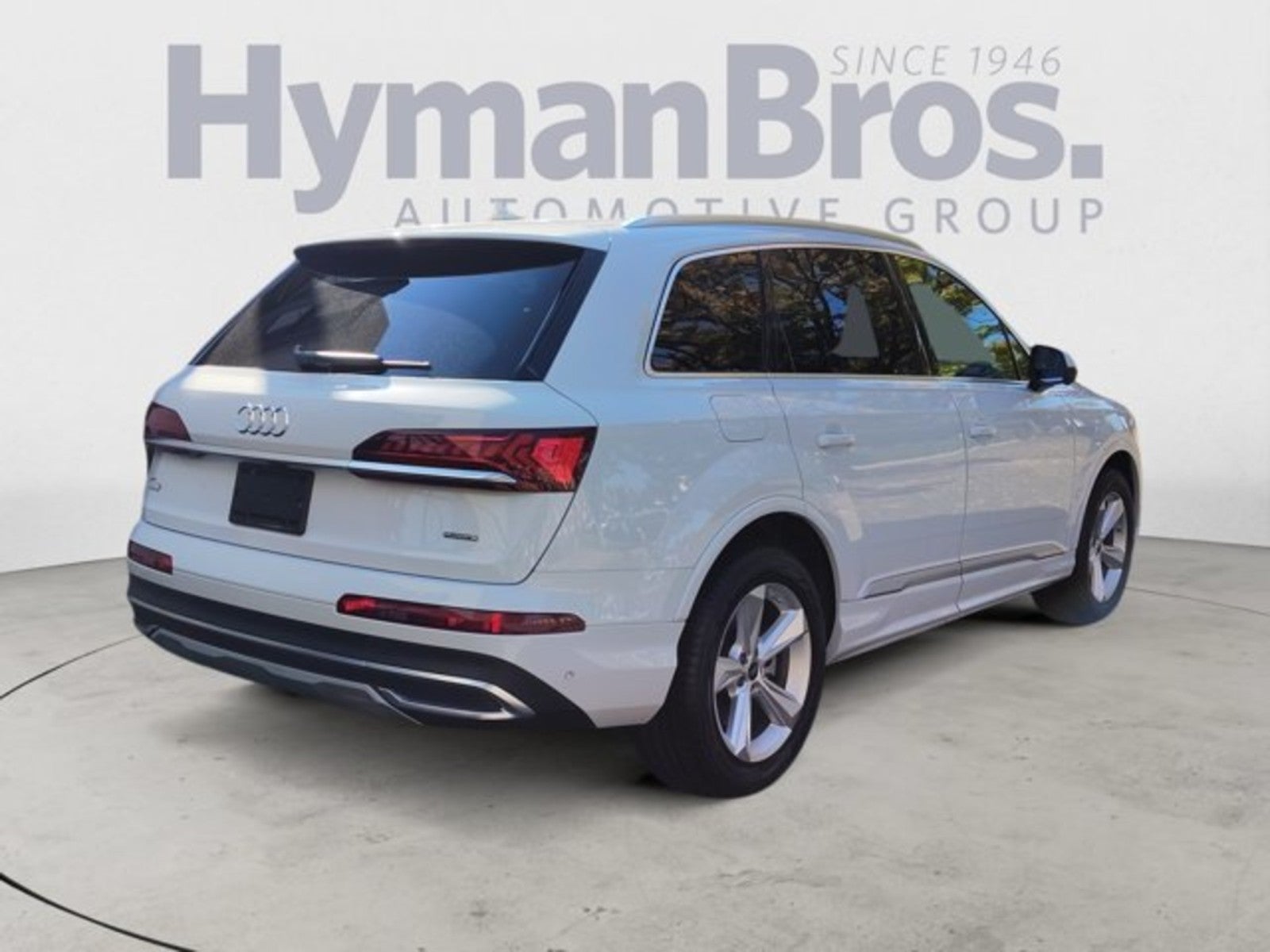 2023 Audi Q7 Premium quattro | Convenience Pacakge, Pearl white
