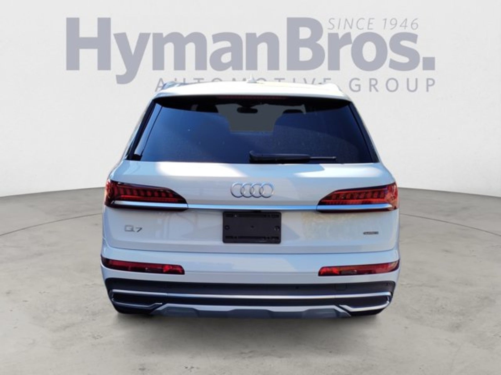 2023 Audi Q7 Premium quattro | Convenience Pacakge, Pearl white