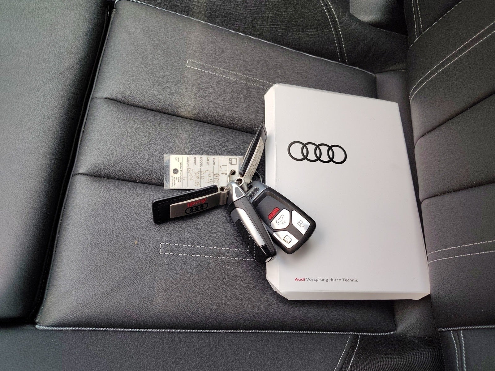 2022 Audi A4 Sedan S line Premium Plus