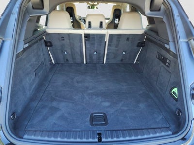 2023 BMW iX M60, Executive Package