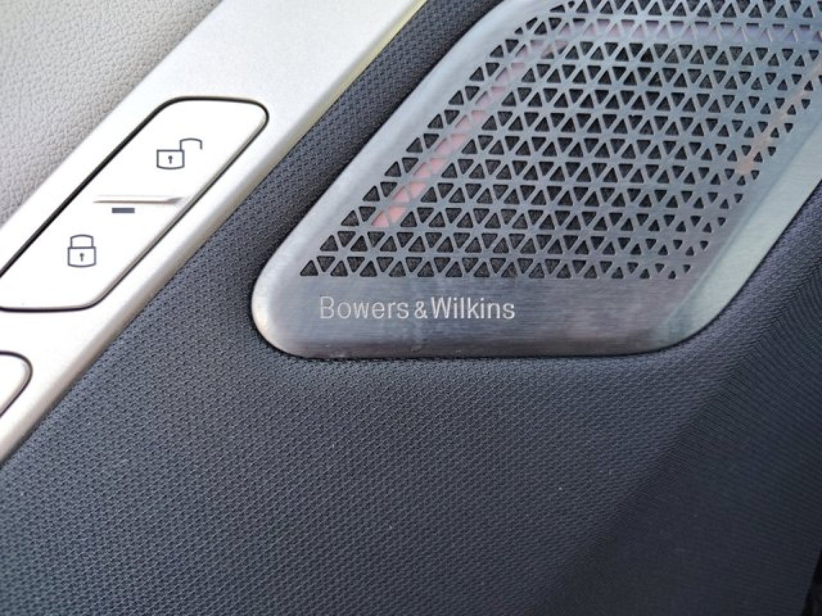 2023 BMW iX M60, Executive Package