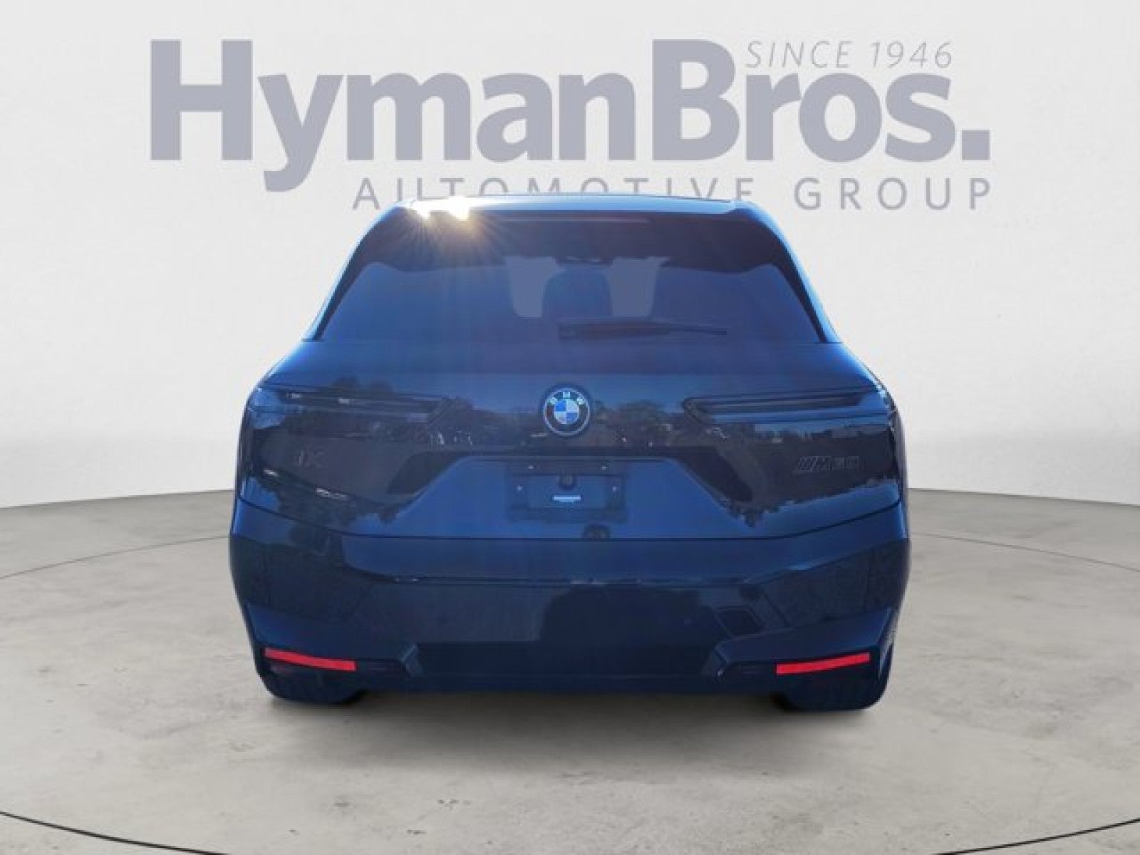 2023 BMW iX M60, Executive Package