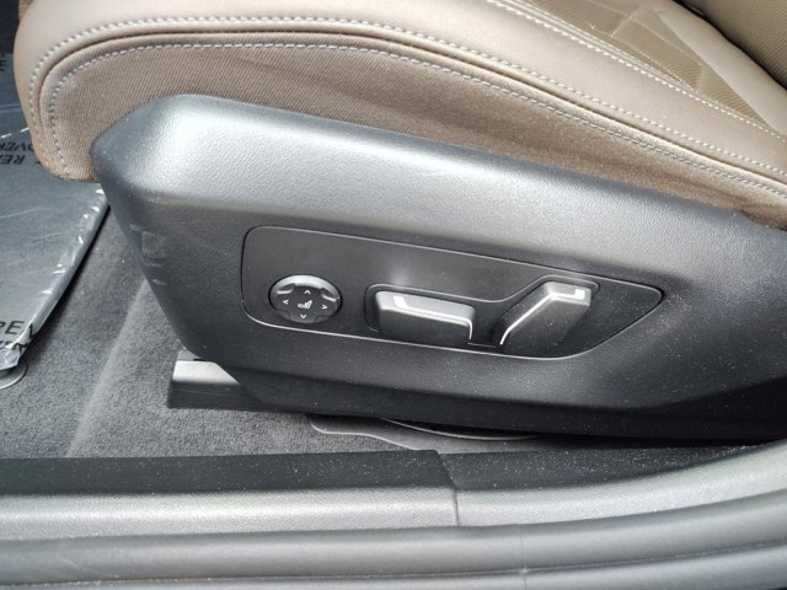 2024 BMW 5 Series 530i xDrive | M Sport Pkg, Premium Pkg