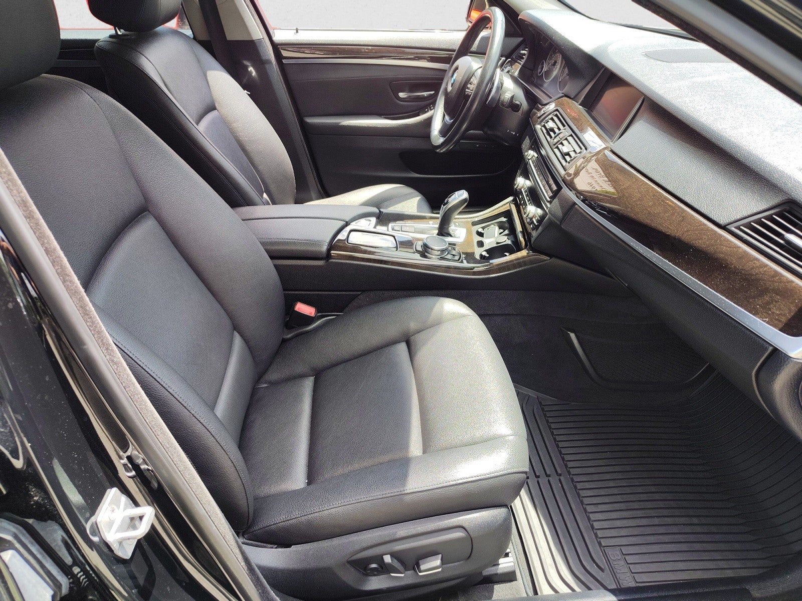 2016 BMW 5 Series 528i xDrive