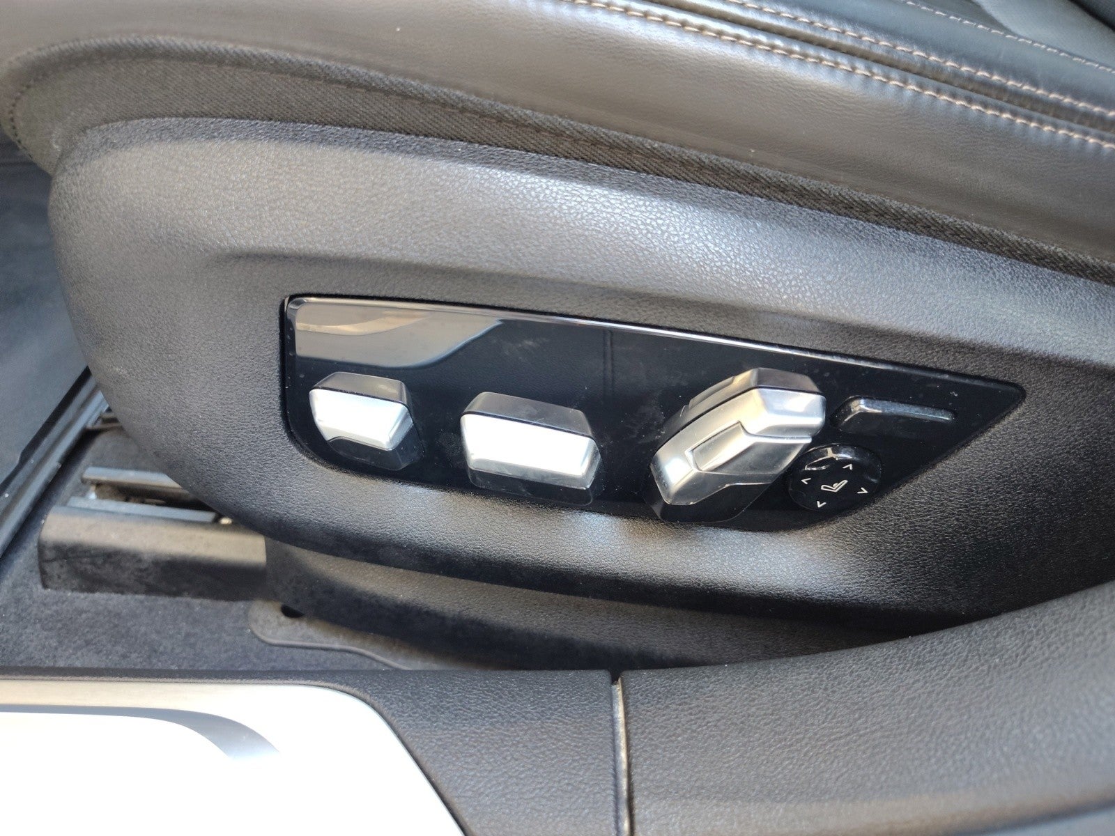 2022 BMW 7 Series 750i xDrive | M Sport, Executive