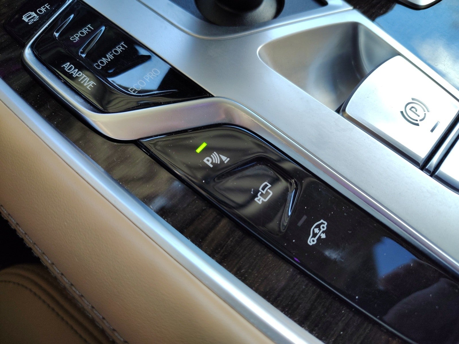 2022 BMW 7 Series 750i xDrive | Lux rear seating, Entertainment, $118k MSRP