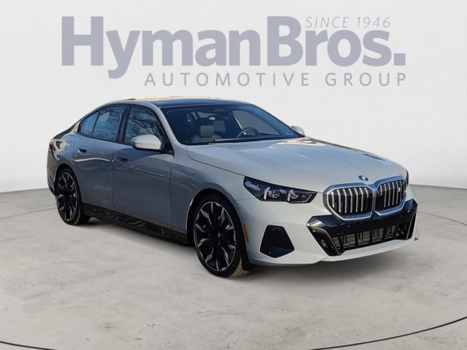 2024 BMW i5 eDrive40, M Sport, Drive assist pro, sky lounge roof