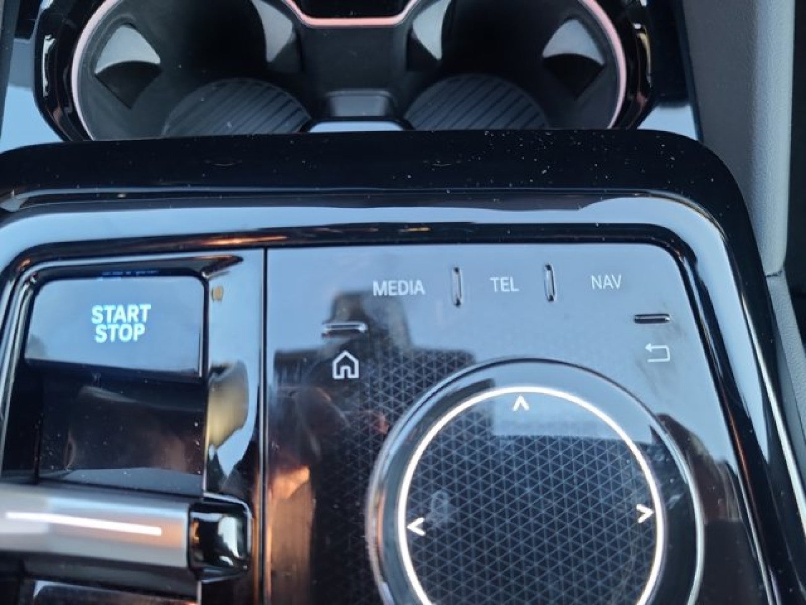 2024 BMW i5 eDrive40, M Sport, Drive assist pro, sky lounge roof