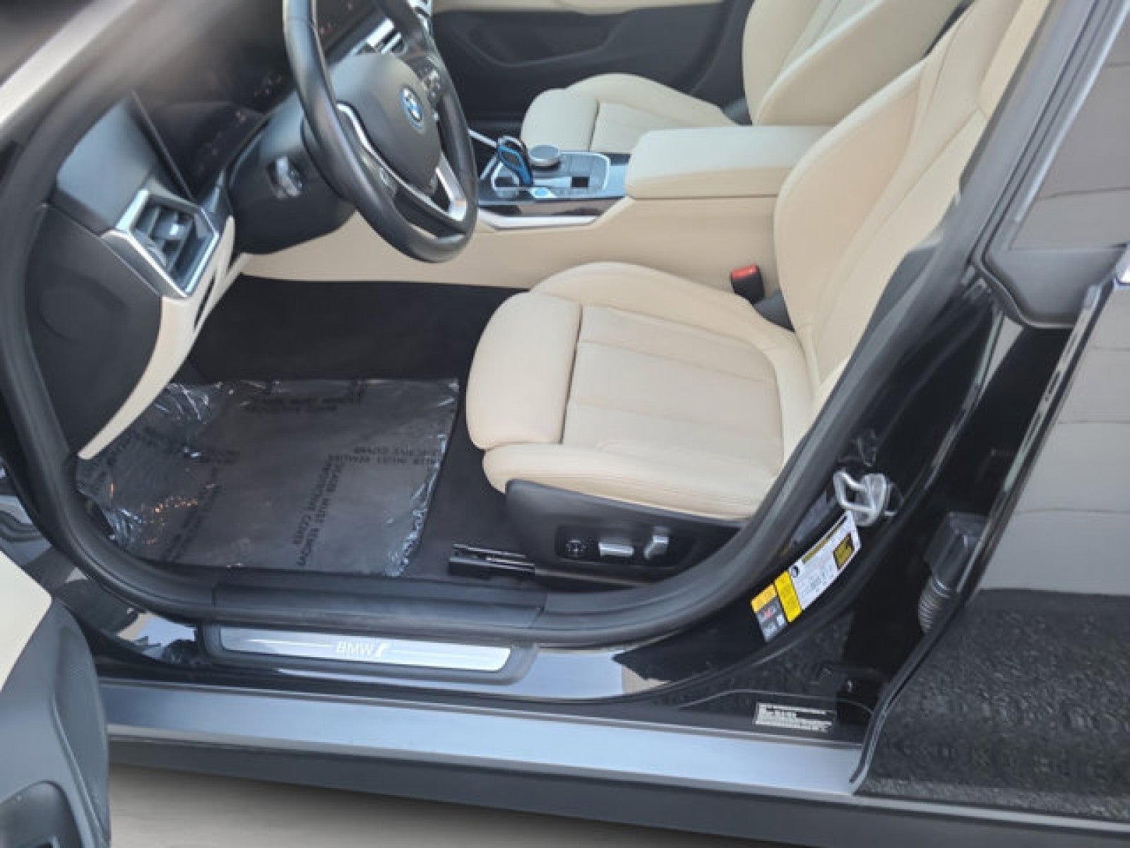 2023 BMW i4 eDrive35 | Premium Package